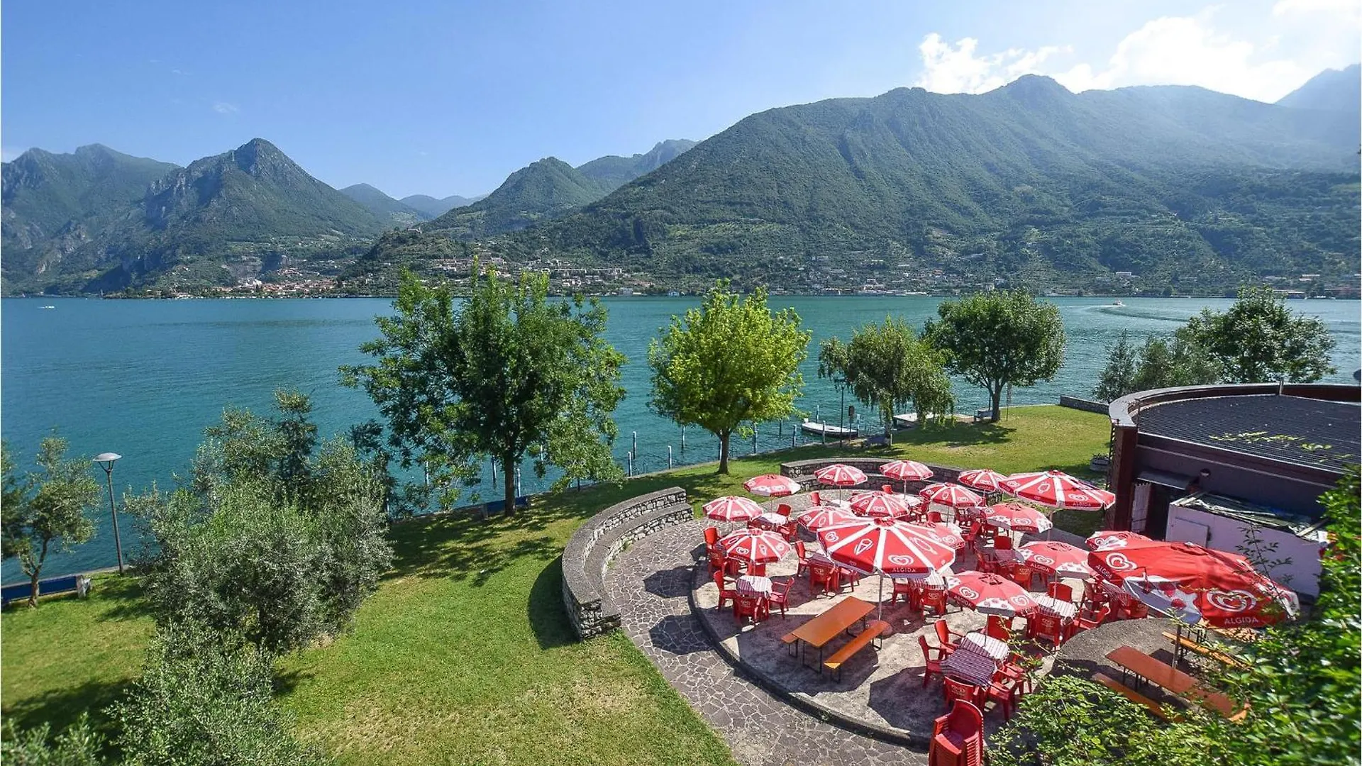 Nice Home In Solto Collina Bg With Kitchen Riva di Solto Italien