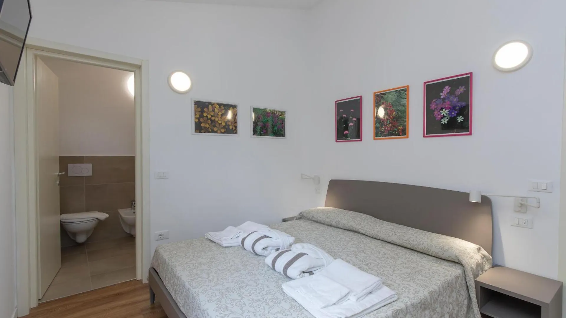 Semesterbostad Nice Home In Solto Collina Bg With Kitchen Riva di Solto